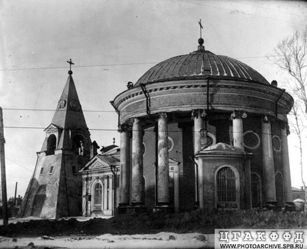 Троицкая церковь просп обуховской обороны 235 фото