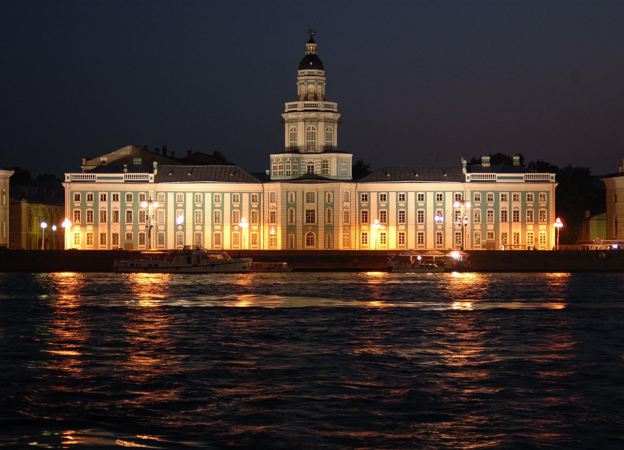 Кунсткамера 1719 г. в Петербурге