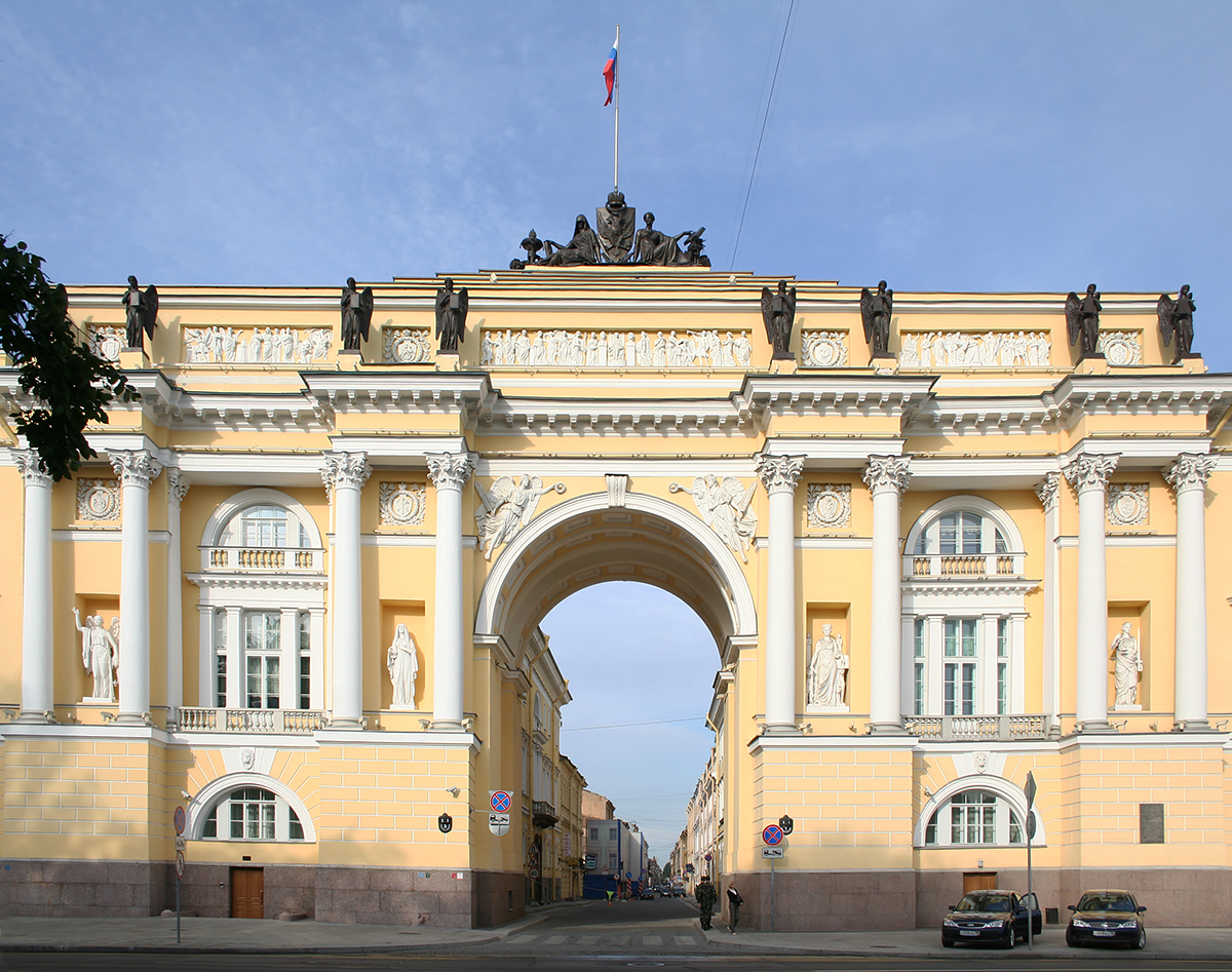 синод в санкт петербурге