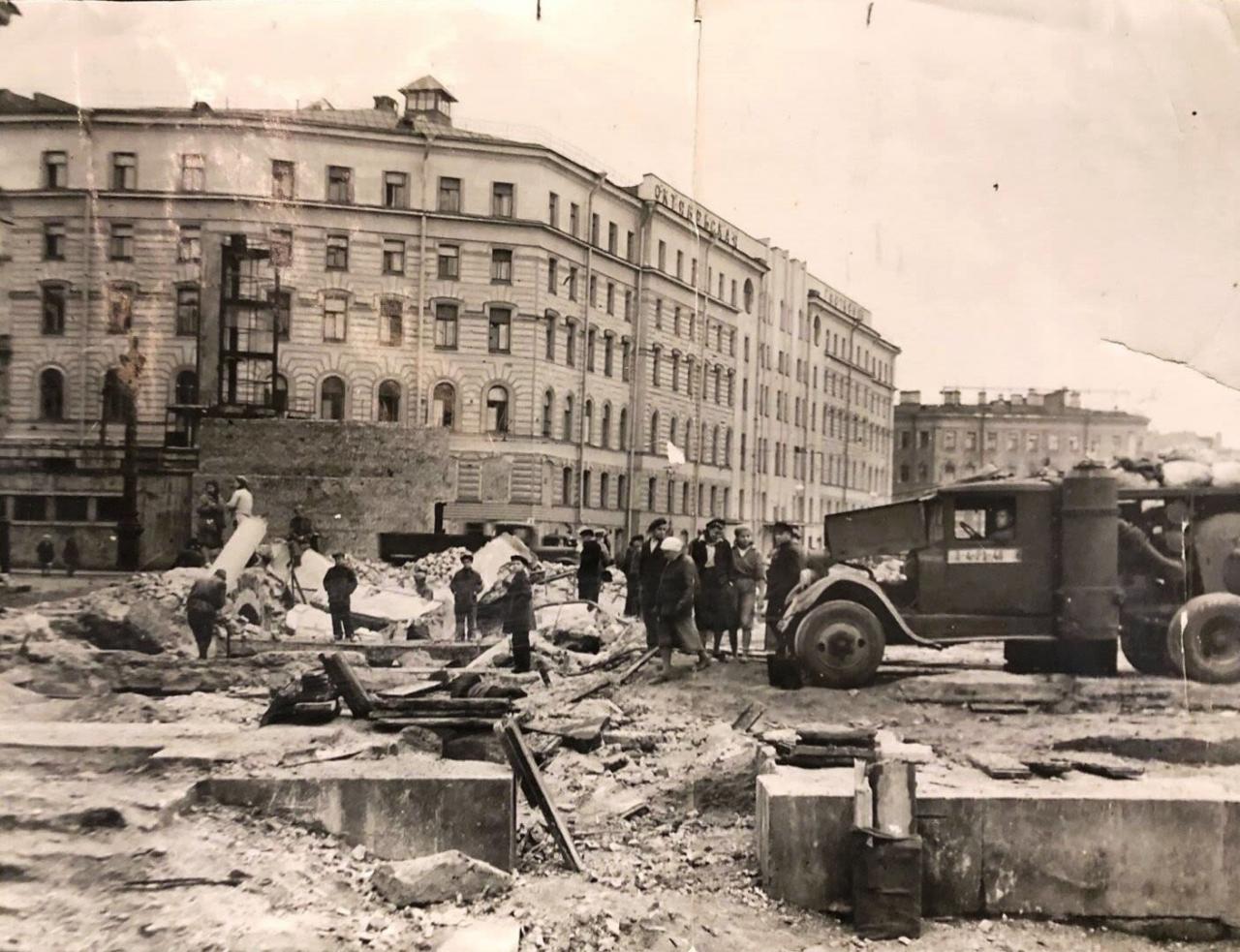 площадь восстания в петербурге