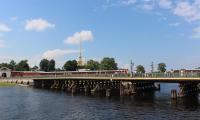 какой мост у петропавловской крепости. Смотреть фото какой мост у петропавловской крепости. Смотреть картинку какой мост у петропавловской крепости. Картинка про какой мост у петропавловской крепости. Фото какой мост у петропавловской крепости
